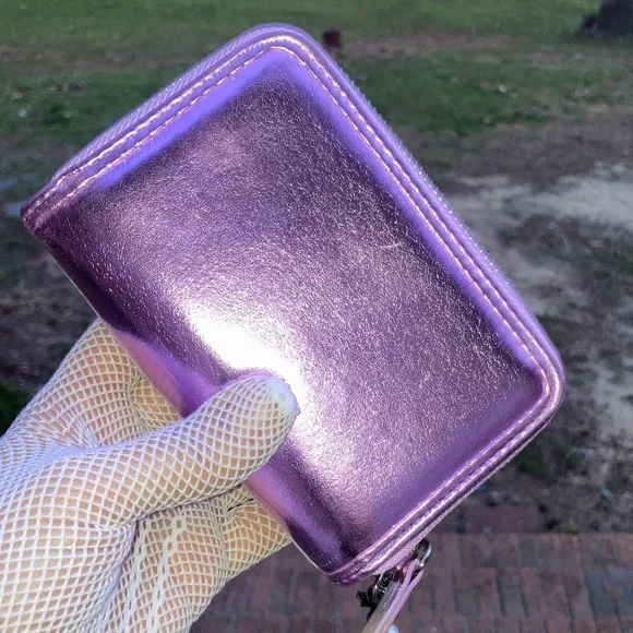 Juicy Couture String of Pearls Double Medium Zip Around Metallic/Velvet Wallet - Picture 2 of 14